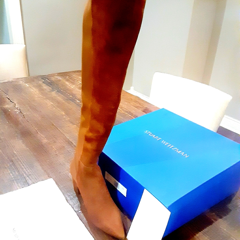 BOOTS - Picture 1 of 16